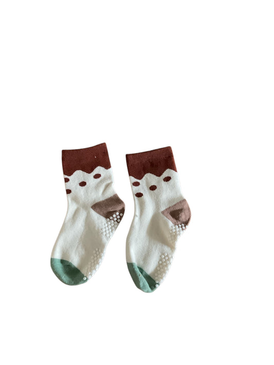 Girls White grip socks